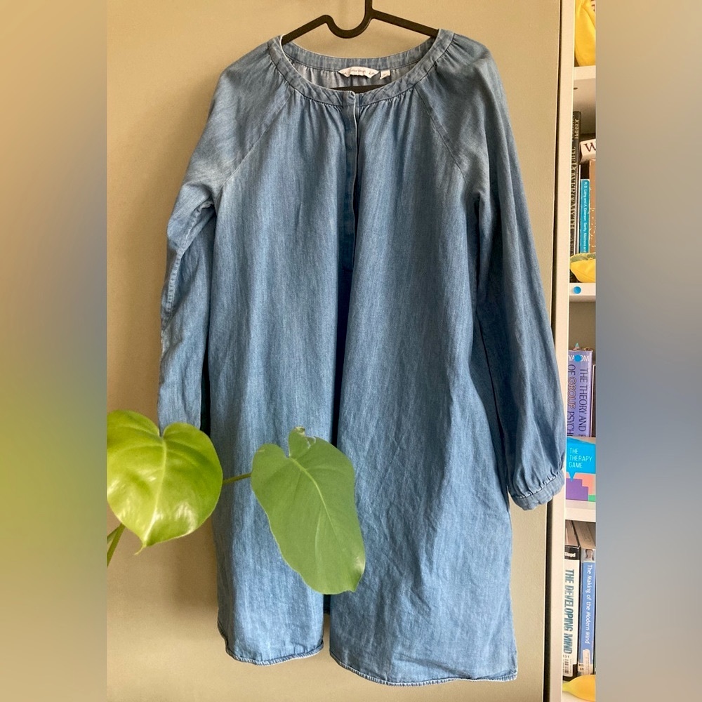 & Other Stories denim dress with balloon sleeve - Picture 2 of 6